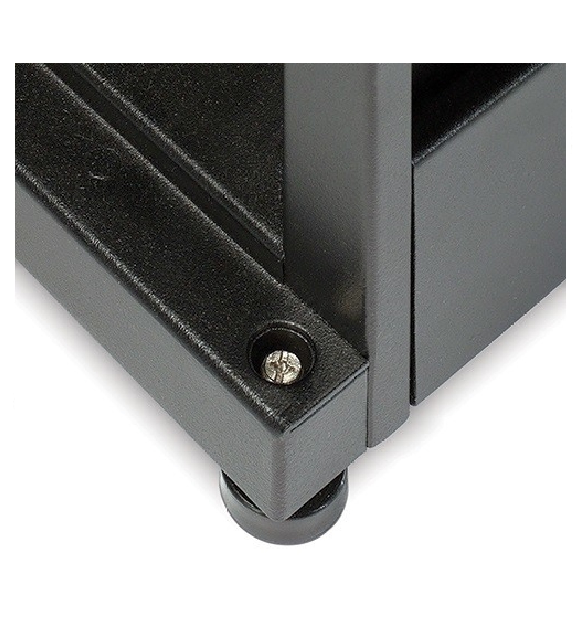 Invólucro NetShelter SX de 24 U, 600 mm de largura x 1070 mm de profundidade, com painéis laterais, preto
